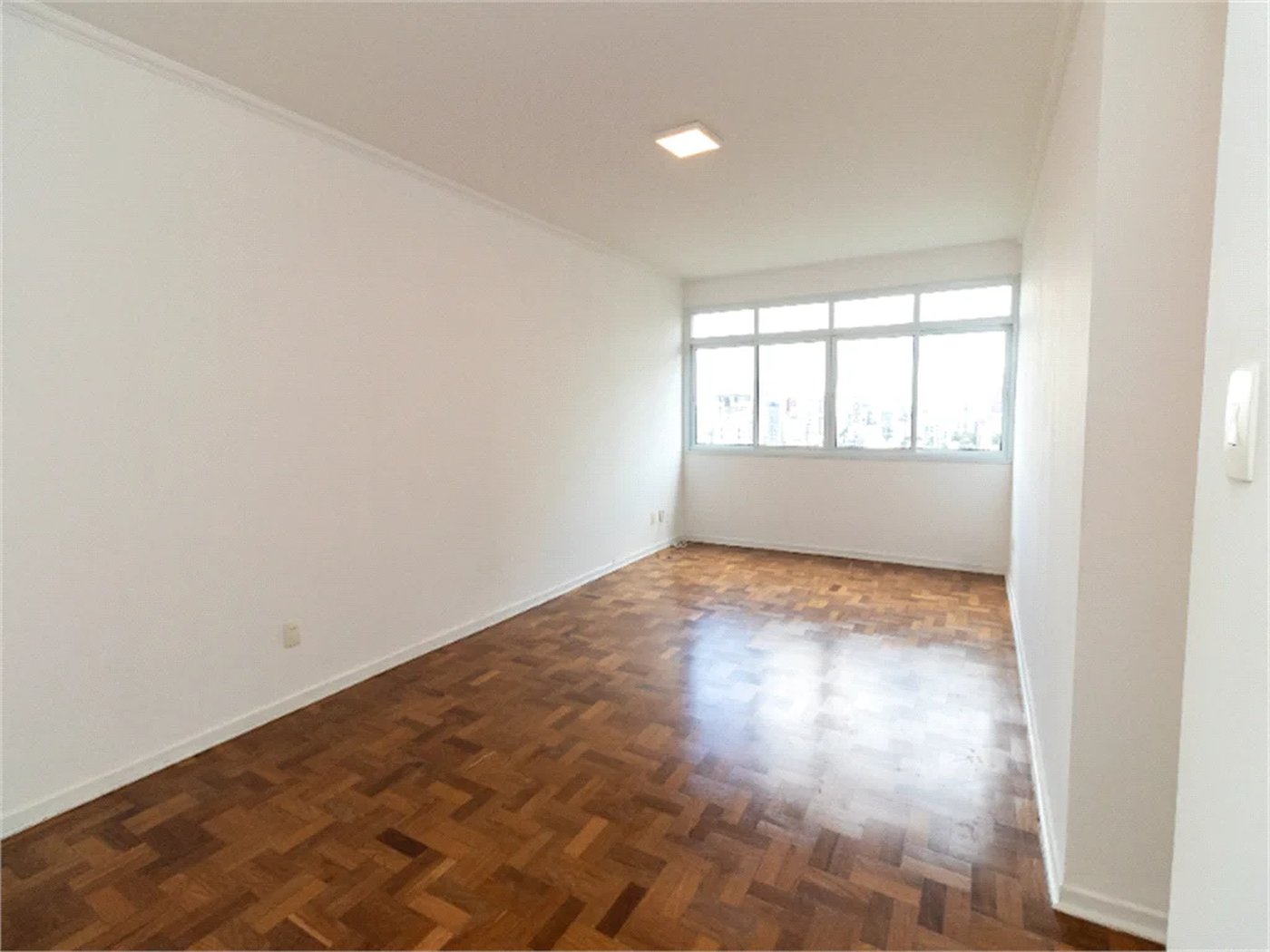 Apartamento à venda com 3 quartos, sendo 1 suíte, em Pinheiros, São Paulo, SP