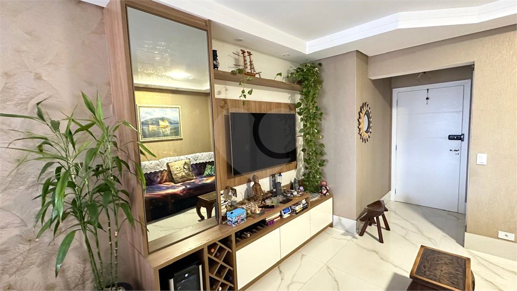 Apartamento à venda com 3 quartos, sendo 1 suíte, em Vila Santa Teresa, Santo André, SP