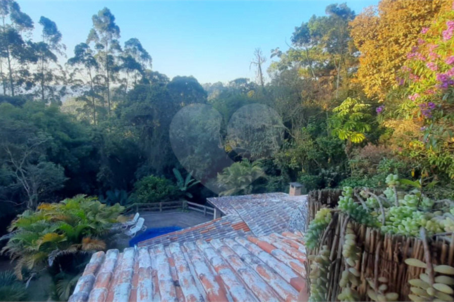 Casa à venda ou para alugar com 4 quartos, sendo 2 suítes, em Serra da Cantareira, Mairiporã, SP