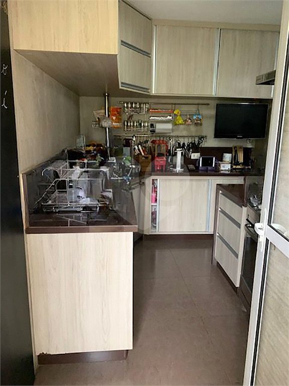 Sobrado à venda com 3 quartos em Vila Paulicéia, São Paulo, SP