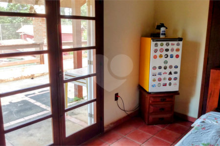 Casa à venda com 4 quartos, sendo 1 suíte, no condomínio Residencial Vale das Laranjeiras, Indaiatuba - SP