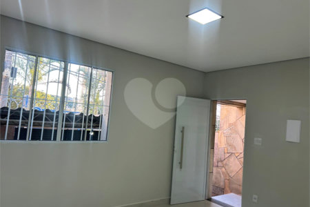 Casa à venda com 3 quartos em Vila Lucy, Sorocaba, SP