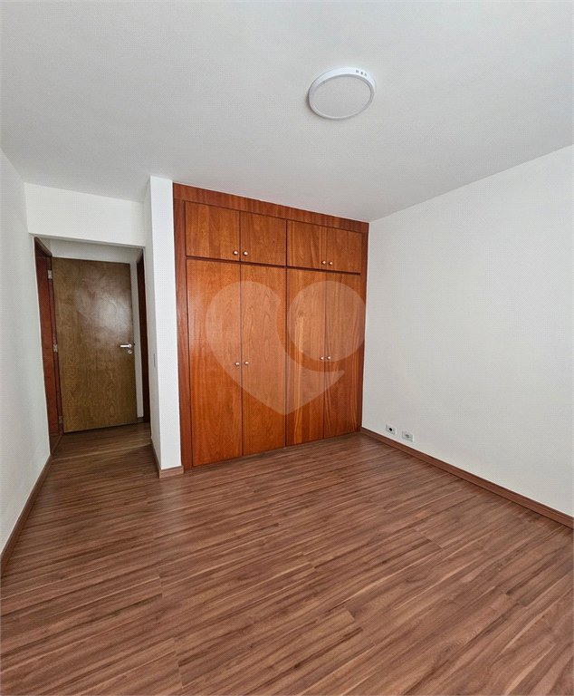 Apartamento à venda com 2 quartos, sendo 1 suíte,  em Santo Amaro, São Paulo, SP