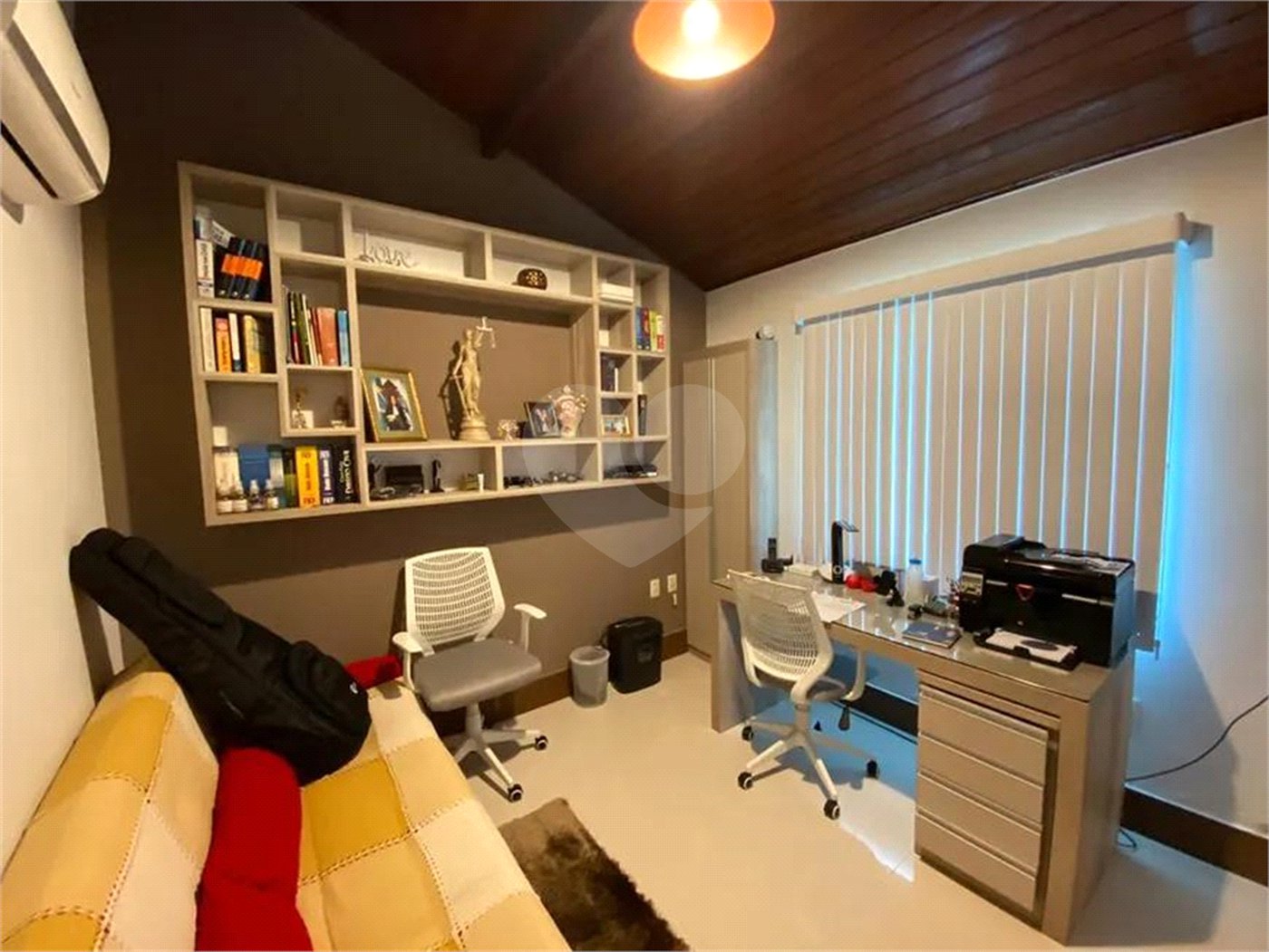 Casa à venda com 4 quartos, sendo 3 suítes,  em Praia Rasa, Armação dos Búzios, RJ