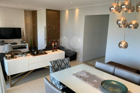 Apartamento à venda com 3 suítes em Vila Oliveira, Mogi das Cruzes, SP