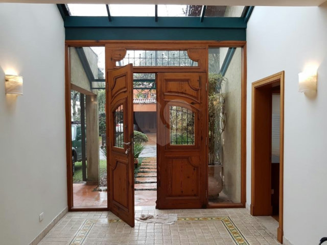 Casa à venda com 4 suítes no condomínio Jardim das Azaléias, São Paulo - SP