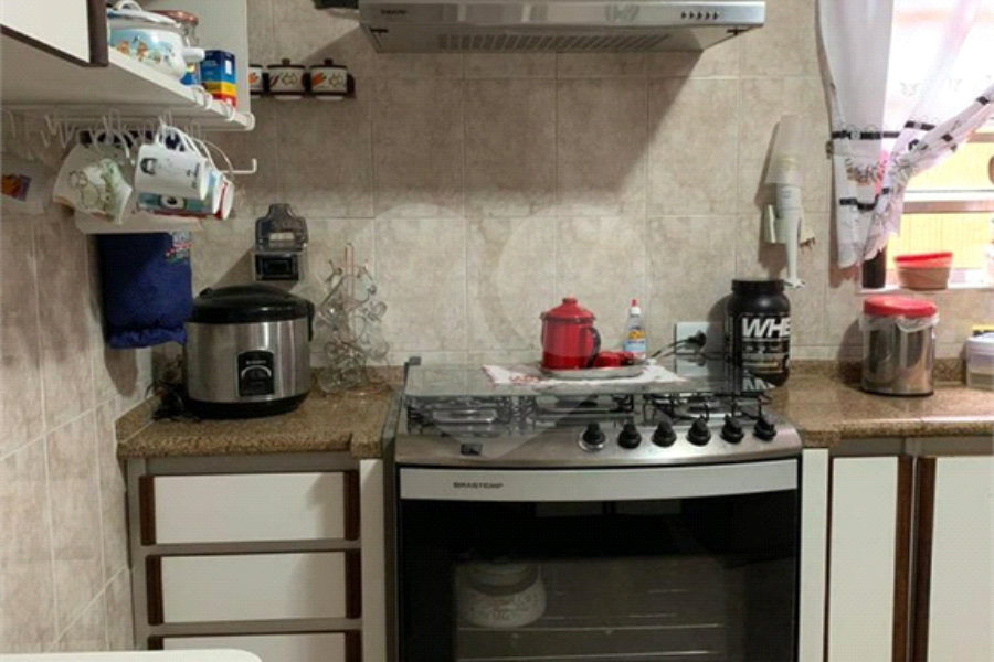 Sobrado à venda com 3 quartos, sendo 1 suíte,  em Vila Sabrina, São Paulo, SP