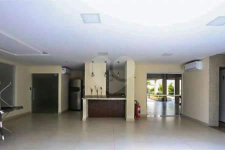 Apartamento a venda na Saúde de 80 metros com 3 dormitórios 1 suíte, 2 vagas e Depósito.