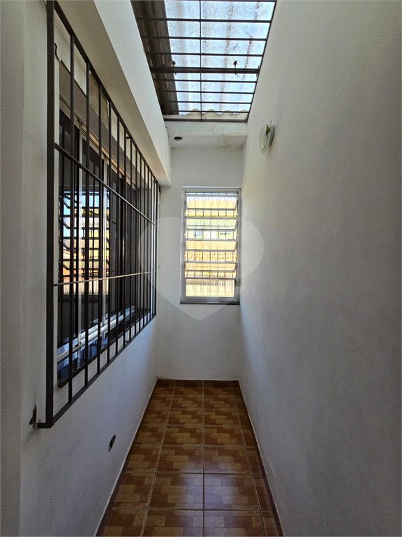 Sobrado à venda com 5 quartos, sendo 1 suíte, em Vila Bonilha, São Paulo, SP