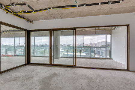 Apartamento à venda com 4 suítes em Moema, São Paulo, SP