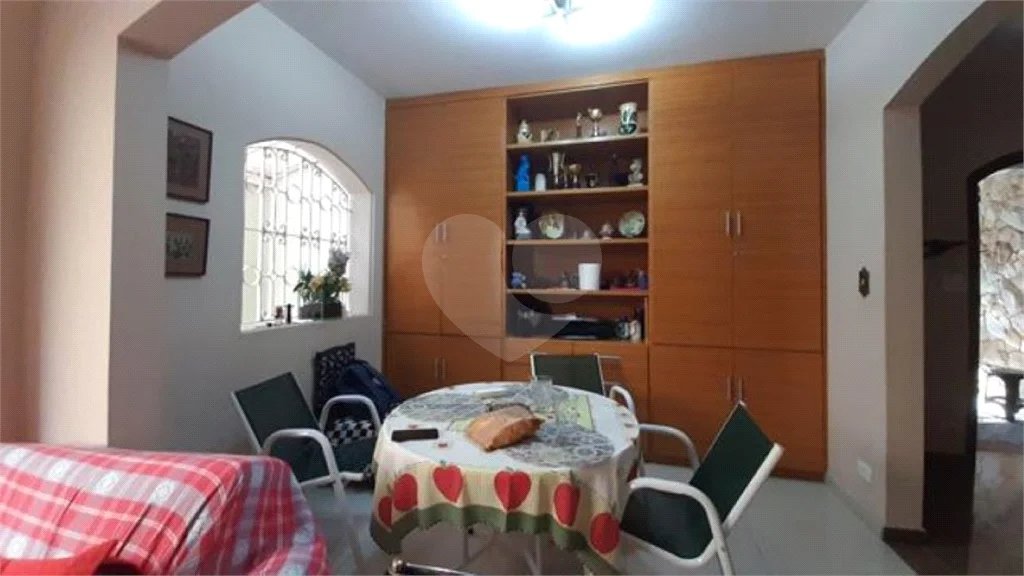 Casa à venda com 4 quartos, sendo 2 suítes, em MORUMBI, São Paulo, SP