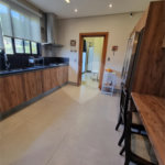 Casa à venda com 3 suítes no condomínio Campo de Toscana, Vinhedo - SP