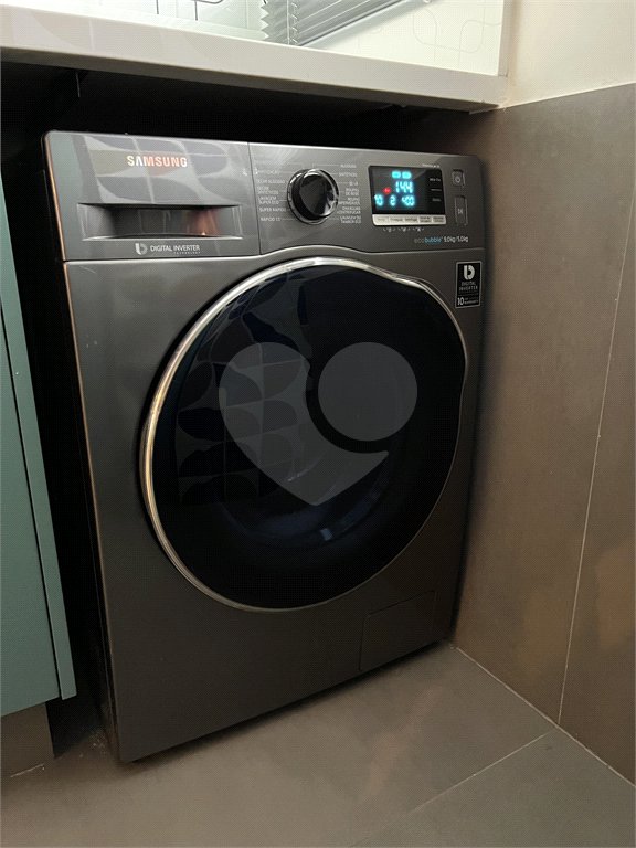 Apartamento à venda com 1 quarto em Santo Amaro, São Paulo, SP
