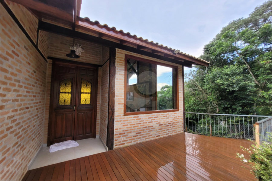 Casa à venda com 2 quartos, sendo 1 suíte, em Serra da Cantareira, Mairiporã, SP