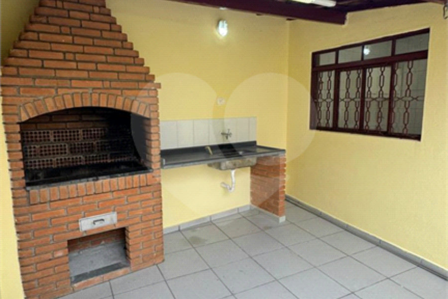 Sobrado à venda com 2 quartos, sendo 1 suíte, em Vila Prudente, São Paulo, SP