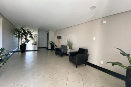 Apartamento à venda com 2 quartos, sendo 1 suíte, em Campo Grande, São Paulo, SP
