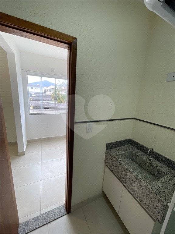 Casa à venda com 3 suítes no condomínio Vítor Alves 2400, Rio de Janeiro - RJ