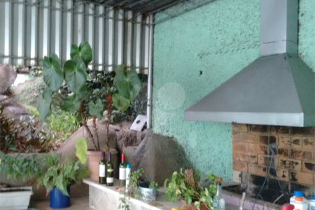 Casa Térrea à venda com 3 quartos, sendo 1 suíte, em Tucuruvi, São Paulo, SP