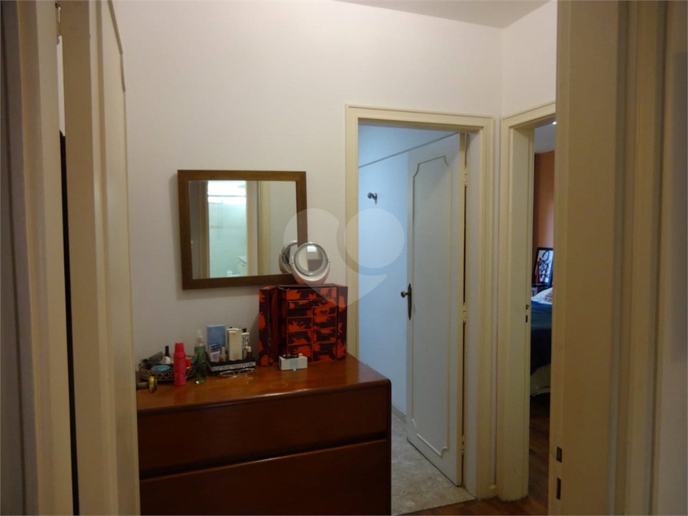 Casa à venda com 5 quartos, sendo 2 suítes,  em Vila Oliveira, Mogi das Cruzes, SP