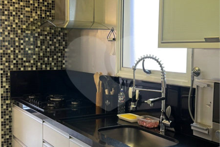 Apartamento à venda com 3 suítes em Santa Teresinha, São Paulo, SP