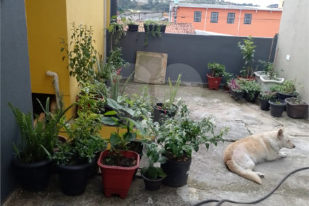 Casa à venda com 2 suítes em Jardim Layr, Mogi das Cruzes, SP