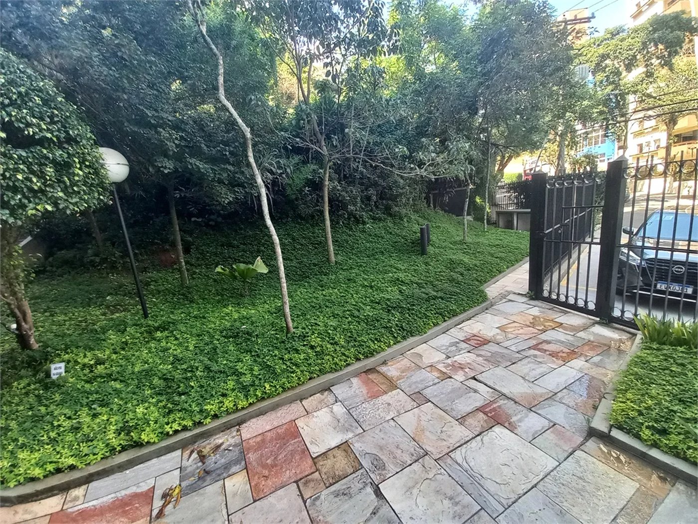 Apartamento à venda com 3 quartos, sendo 1 suíte,  em Vila Andrade, São Paulo, SP