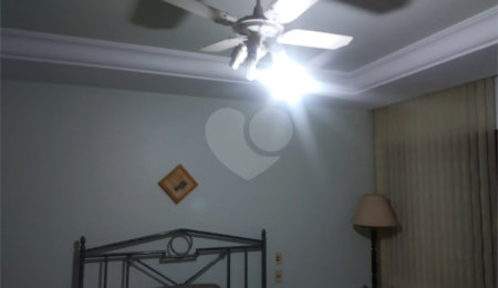 Casa à venda com 4 quartos, sendo 2 suítes,  no condomínio Acmti - Colinas do Mosteiro, Terras de Itaici e Recanto dos Pássaros, Indaiatuba - SP