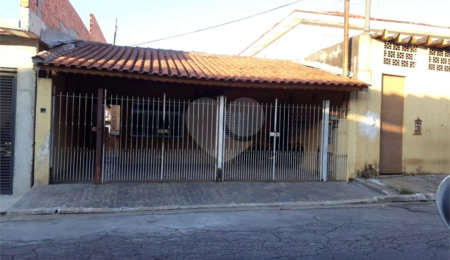 Casa Térrea à venda com 4 quartos, sendo 1 suíte,  em Tremembé, São Paulo, SP