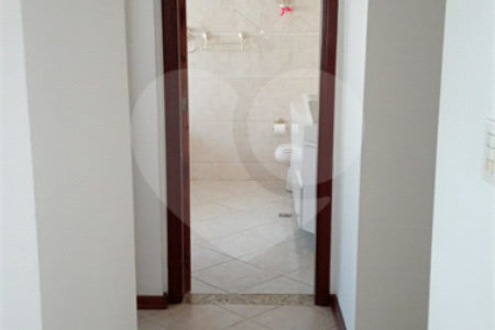 Casa à venda com 3 suítes no condomínio Villaggio Capriccio, Louveira - SP