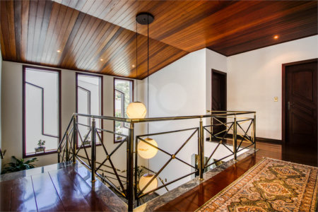 Casa à venda com 4 quartos, sendo 3 suítes, em City América, São Paulo, SP