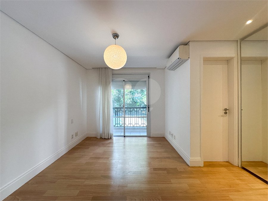 Casa à venda com 4 suítes no condomínio Quadra Real Campo Belo, São Paulo - SP