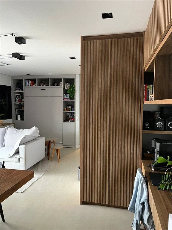 Apartamento à venda ou para alugar com 1 suíte em Pinheiros, São Paulo, SP