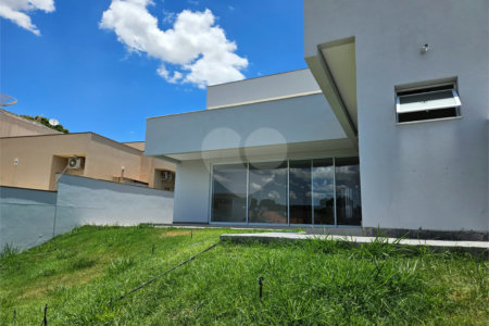 Casa à venda com 4 suítes no condomínio Portal da Vila Rica, Itu - SP