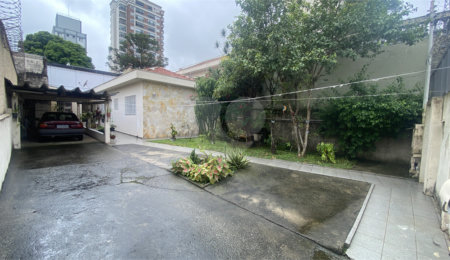 Casa Térrea à venda com 3 quartos, sendo 2 suítes,  em Campo Belo, São Paulo, SP