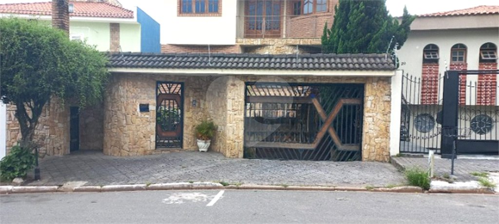 Sobrado à venda com 5 quartos, sendo 4 suítes, em Tremembé, São Paulo, SP