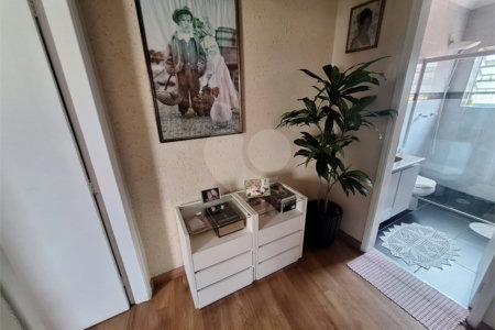 Sobrado à venda com 3 quartos, sendo 1 suíte, em Vila Santa Terezinha (zona Norte), São Paulo, SP