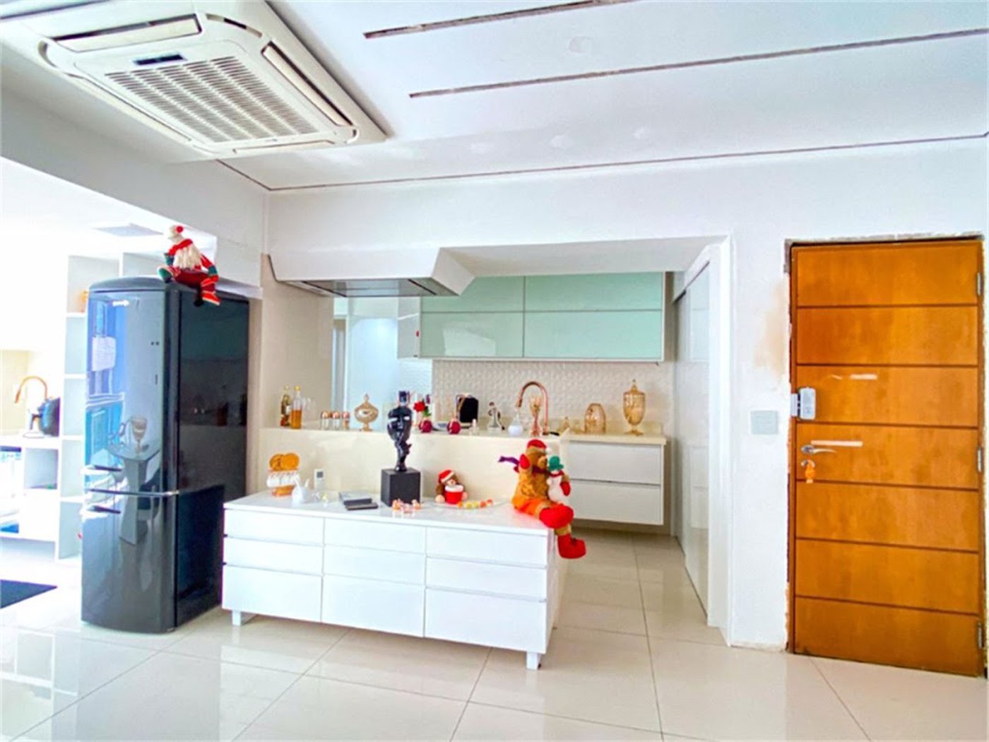 Apartamento com 3 dormitórios à venda, 125 m² por R$ 1.700.000,00 - Ponta da Praia - Santos/SP