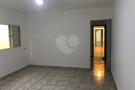 Casa à venda com 3 quartos, sendo 1 suíte, em Loteamento Terras de São Pedro e São Paulo, Salto, SP
