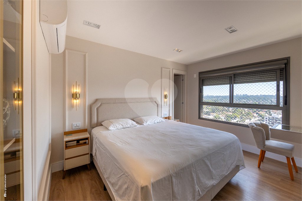 Apartamento à venda com 4 quartos, sendo 2 suítes, em Campo Belo, São Paulo, SP