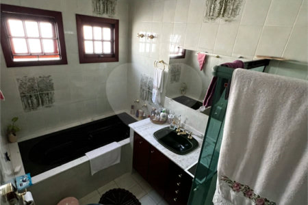 Casa à venda com 3 suítes em Vila Oliveira, Mogi das Cruzes, SP