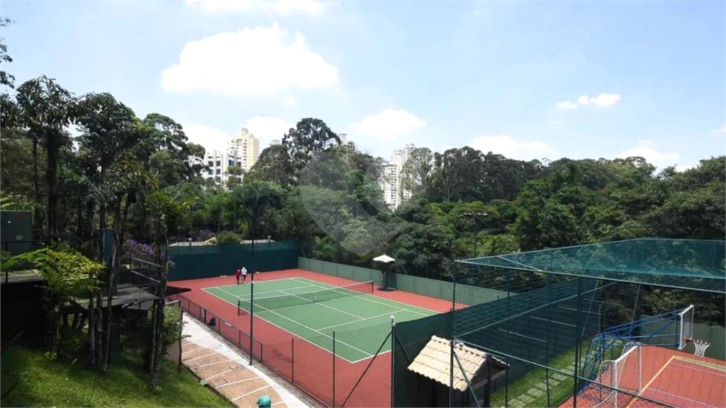 Cobertura à venda com 3 quartos, sendo 2 suítes,  em Paraíso do Morumbi, São Paulo, SP