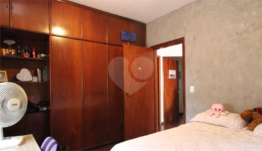 Sobrado à venda com 4 suítes em Vila Cordeiro, São Paulo, SP