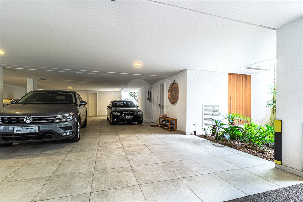 Casa à venda com 3 suítes no condomínio D'avilla, São Paulo - SP