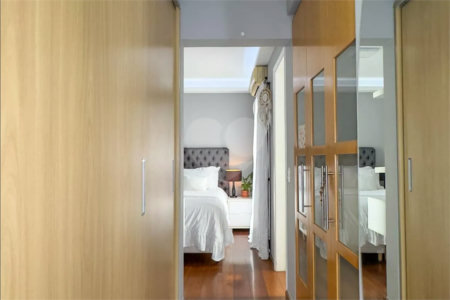 Apartamento à venda com 3 quartos, sendo 1 suíte, em Brooklin Paulista, São Paulo, SP