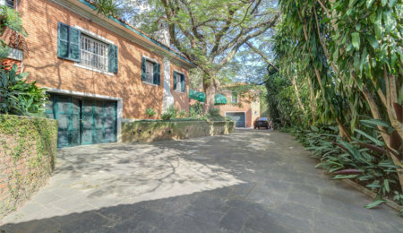 Casa à venda com 6 quartos, sendo 4 suítes,  em Guarapiranga, São Paulo, SP