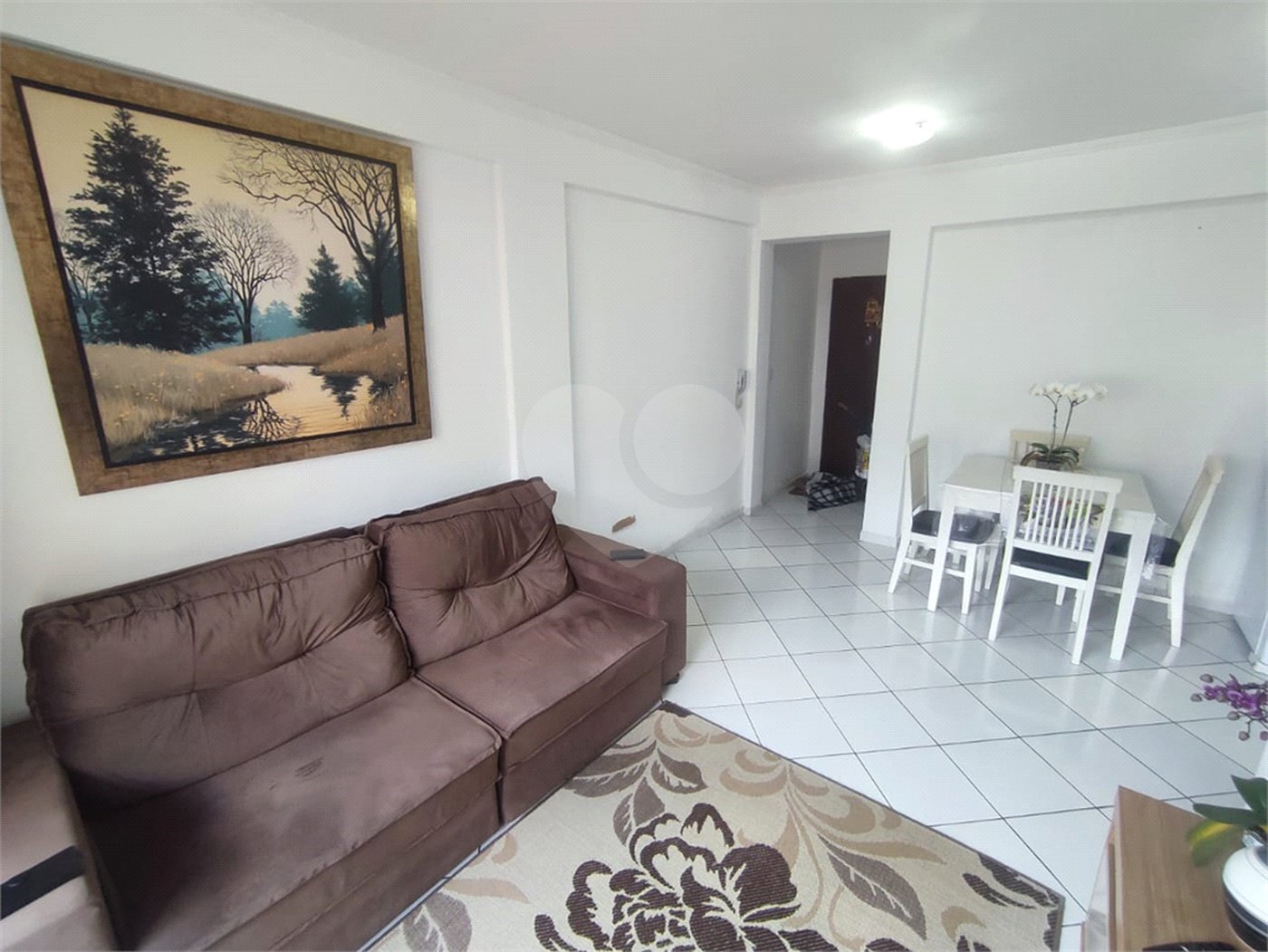 Apartamento à venda com 2 quartos, sendo 1 suíte, em Parque São Luís, Taubaté, SP