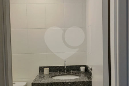 Apartamento à venda com 2 quartos, sendo 1 suíte, em Vila Rosália, Guarulhos, SP