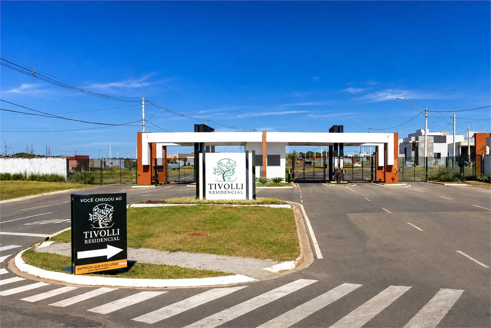 Casa à venda com 3 quartos, sendo 1 suíte, em Vila Progresso, Itapetininga, SP