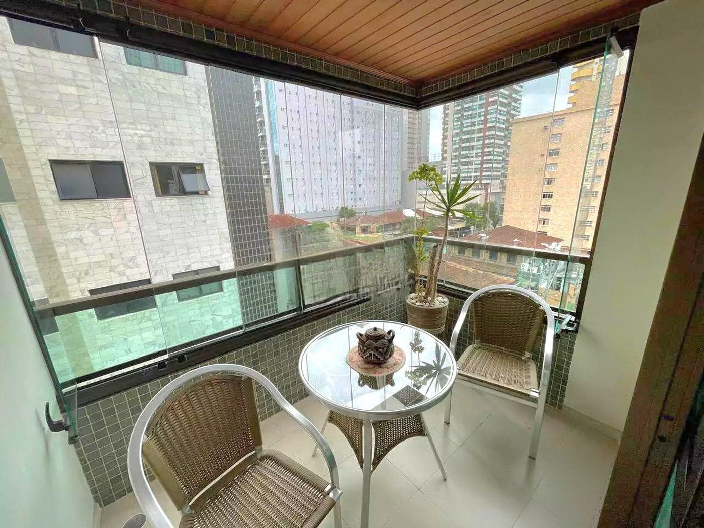 Apartamento com 2 dormitórios à venda, 110 m² por R$ 1.150.000,00 - Gonzaga - Santos/SP