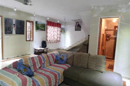 Duplex à venda com 3 quartos, sendo 1 suíte, em Santíssimo, Rio de Janeiro, RJ